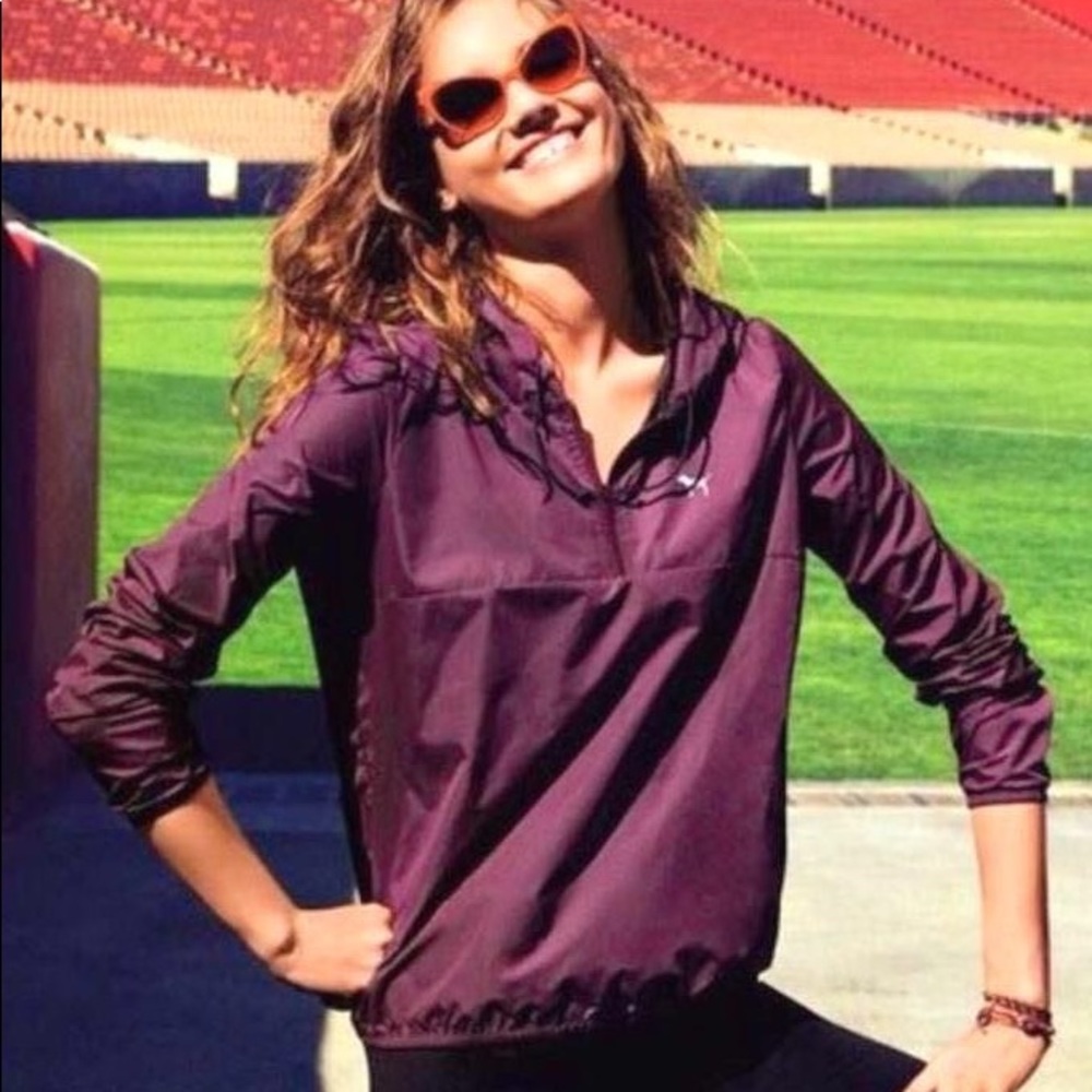 Victoria’s Secret PINK Burgundy Half Zip Anorak